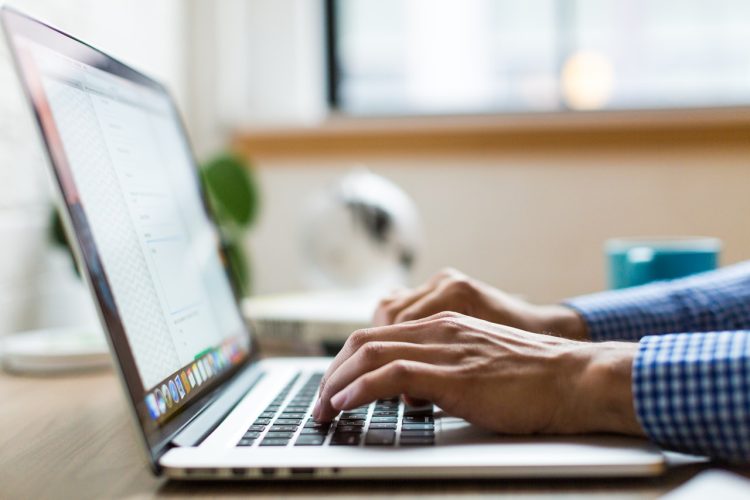 Validación on-line de práctias bioquímicas